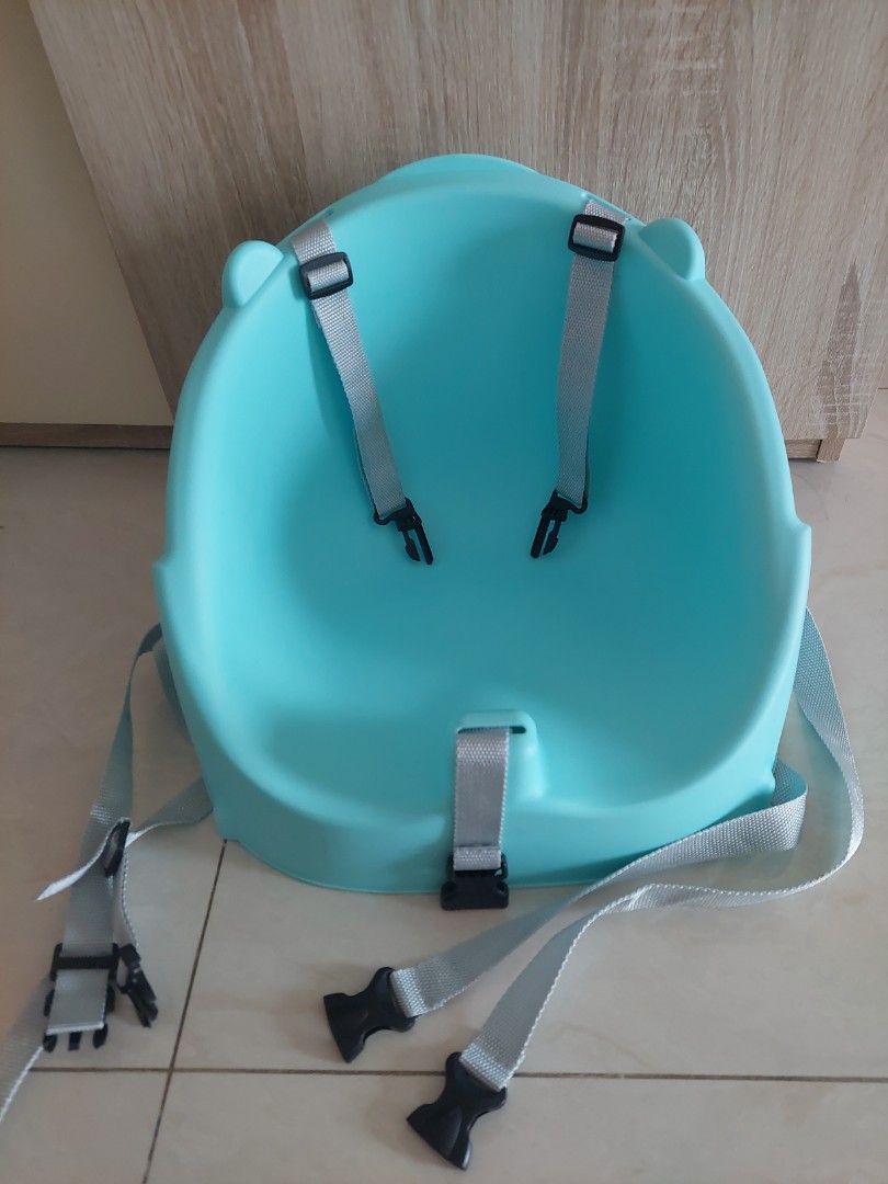 Baby Feeding Chair with removal table, Babies & Kids, Nursing & Feeding