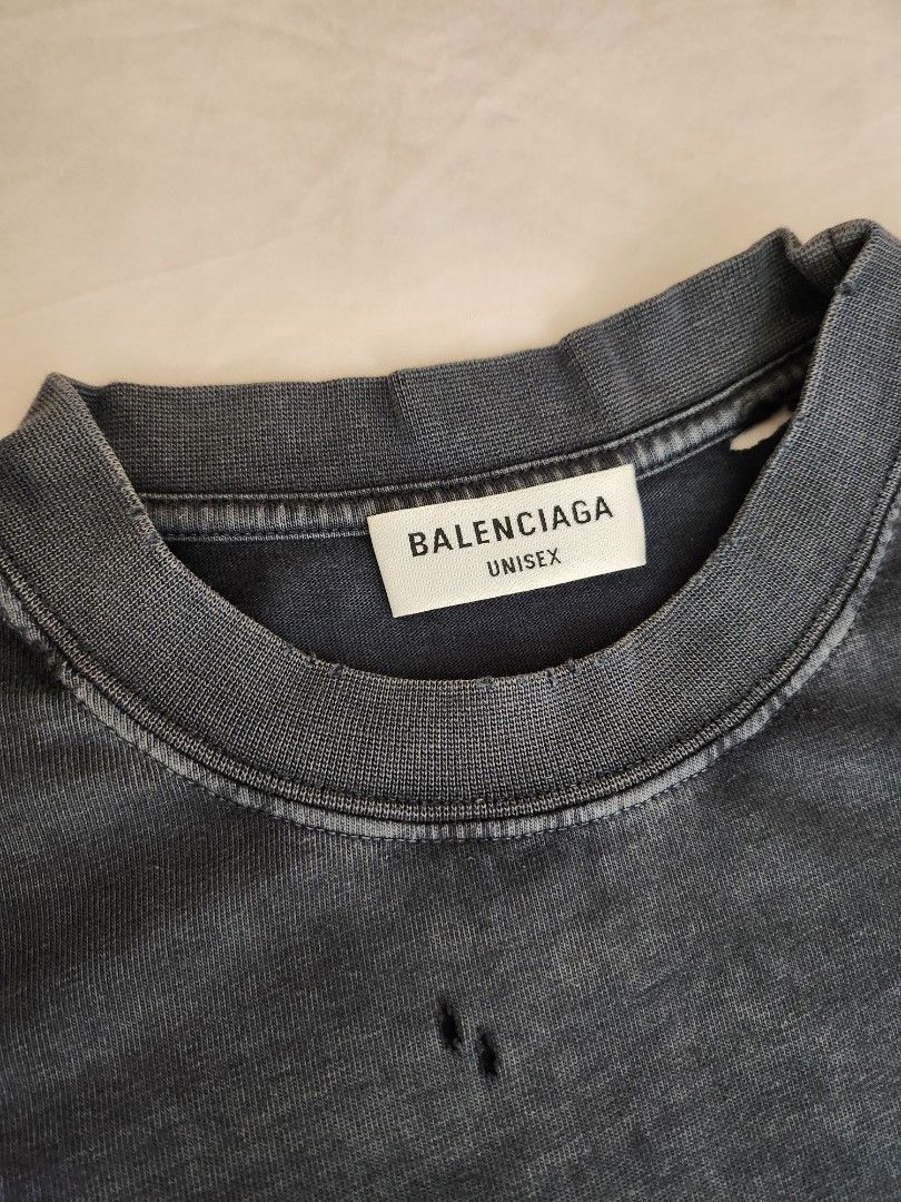 BALENCIAGA Distressed Logo-Print T-Shirt – PENGUIN