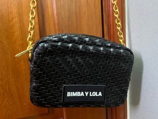 Bimba y Lola Engraved logo-plaque Detail Crossbody Bag - Farfetch