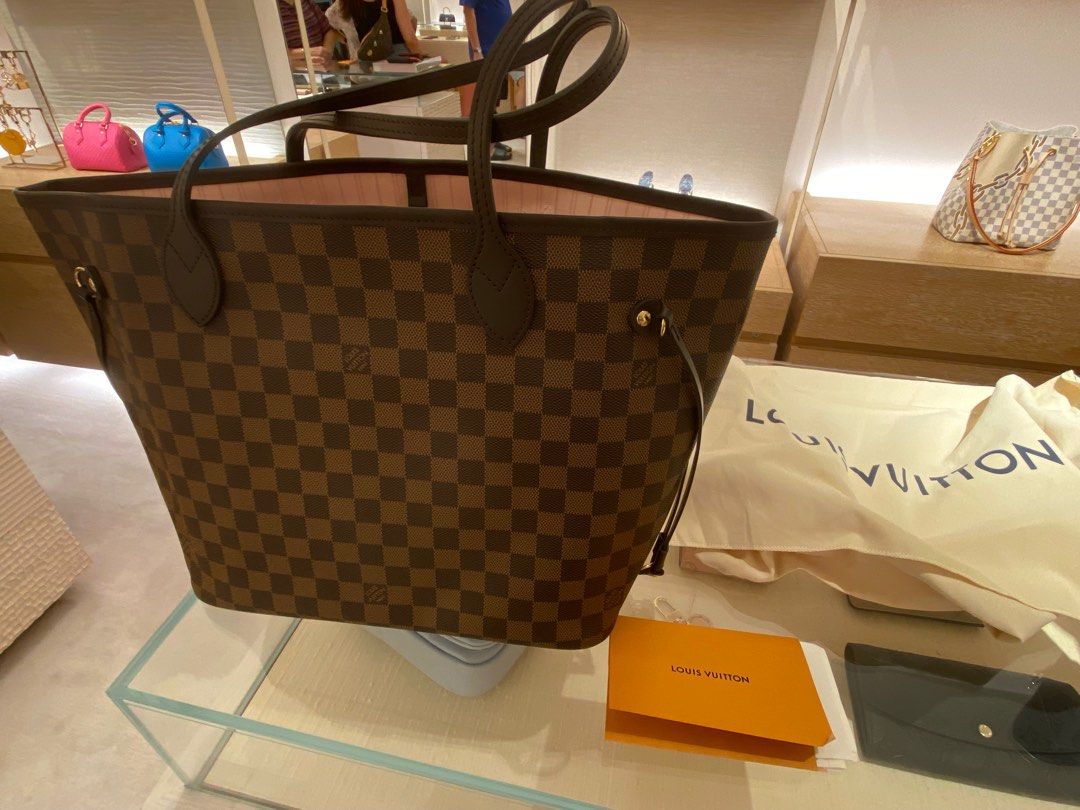 Louis Vuitton  Neverfull MM with Rose Ballerine lining  Vintage louis  vuitton handbags Louis vuitton bag Vuitton