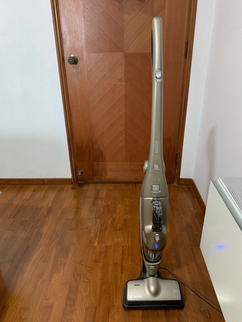 Bosch cordless 2 in 1 vacuum cleaner, TV & Home Appliances, Vacuum