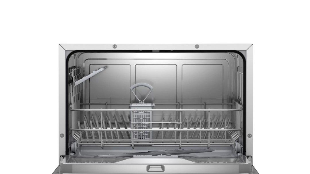Bosch Dishwasher. Series 4 Freestanding compact dishwasher 55 cm White