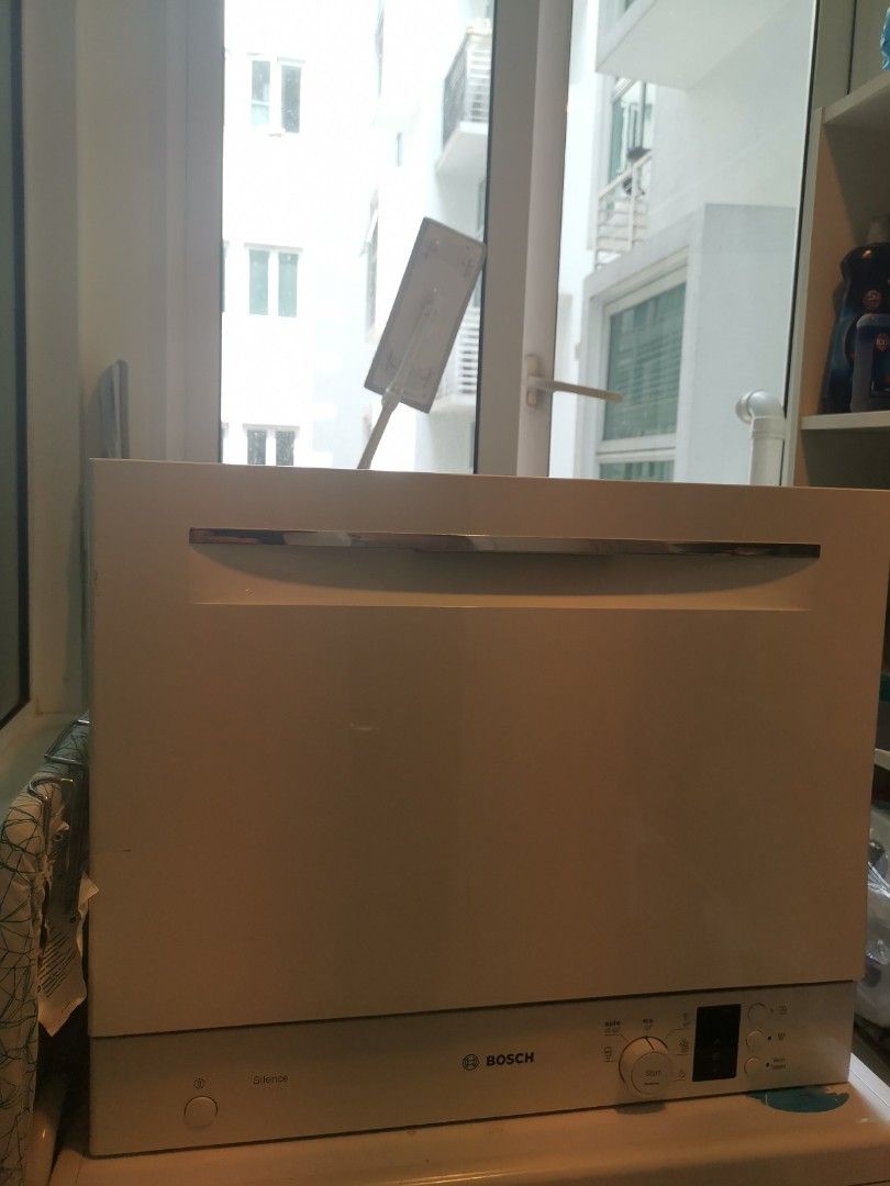 Bosch Dishwasher. Series 4 Freestanding compact dishwasher 55 cm White