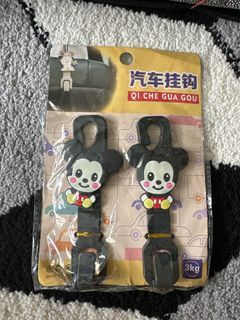 Car Seat hook (mickey & minnie mouse)