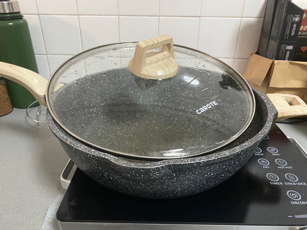 Carote deep fry non stick pan, Furniture & Home Living, Kitchenware