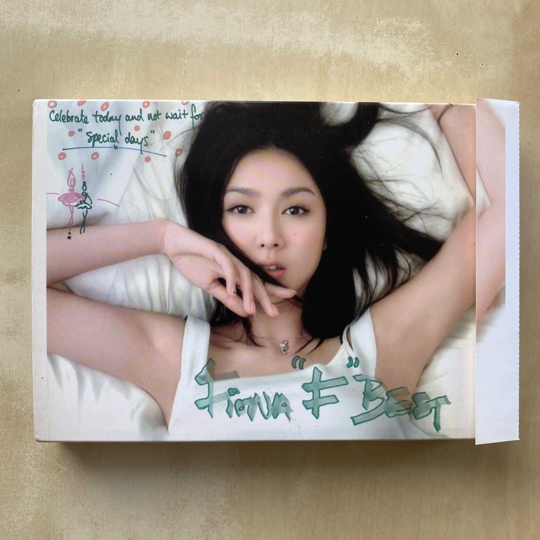 CD丨薛凱琪'F' Best (新曲+精選) (特別版) (CD+DVD), 興趣及遊戲, 音樂、樂器& 配件, 音樂與媒體- CD 及DVD -  Carousell