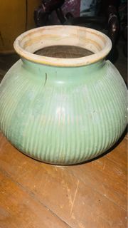 Celadon jar