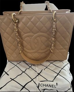 NEW Chanel 19 bag shaper organizer insert storage card holder medium beige,  Women's Fashion, Bags & Wallets, Shoulder Bags on Carousell