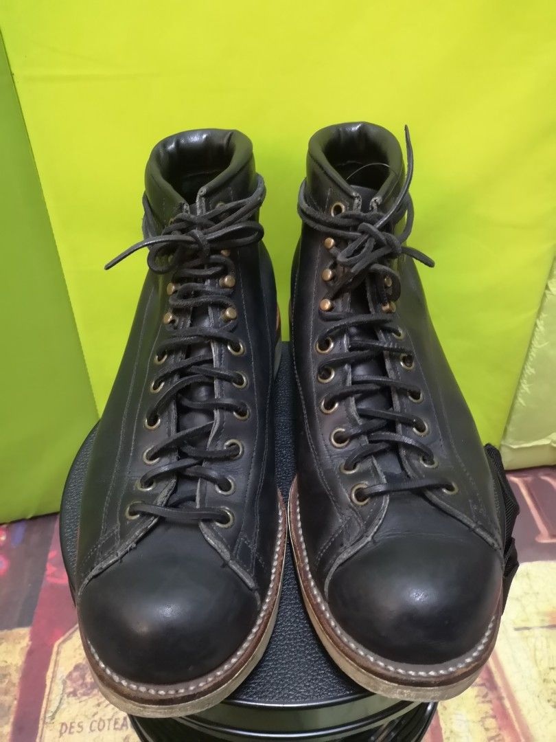 Chippewa monkey boots top