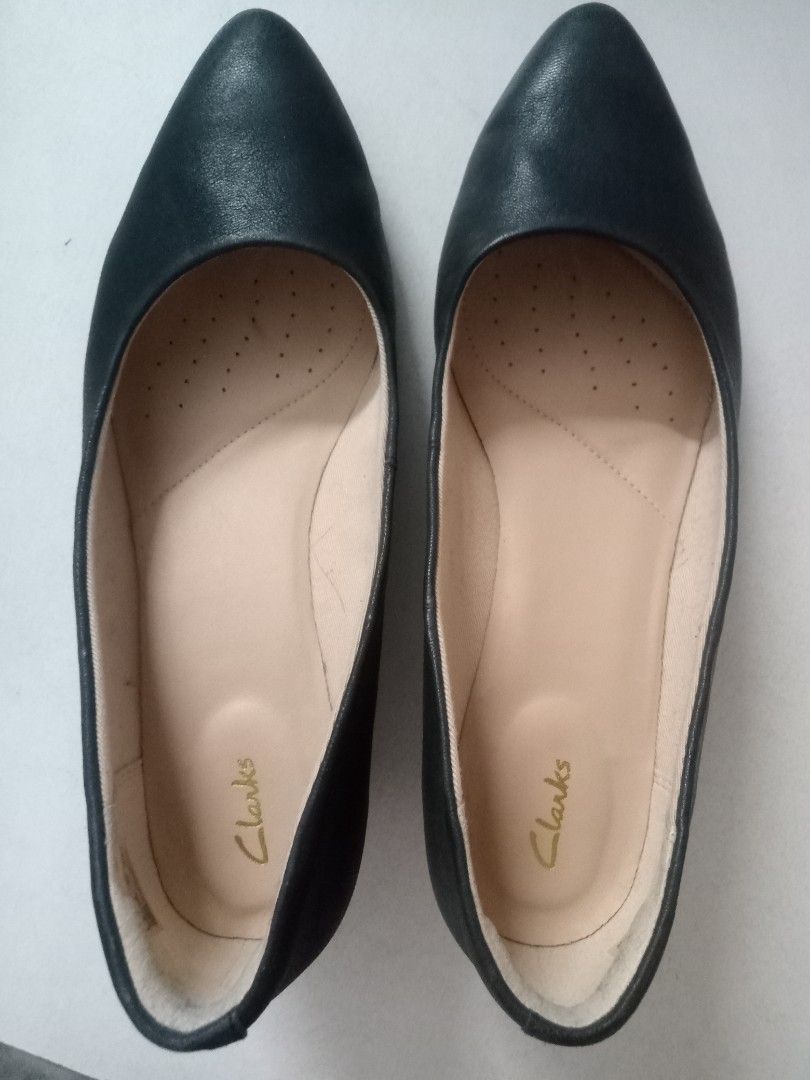 Clarks mena bloom navy store