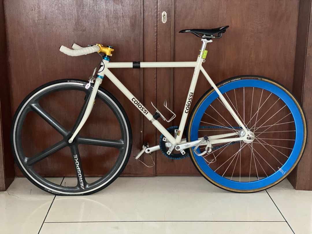 Colossi bike top