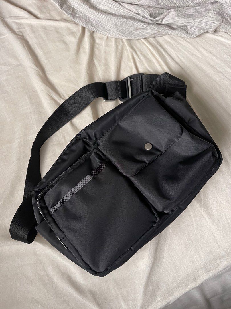COS Nylon Crossbody Bag, Men's Fashion, Bags, Sling Bags on Carousell