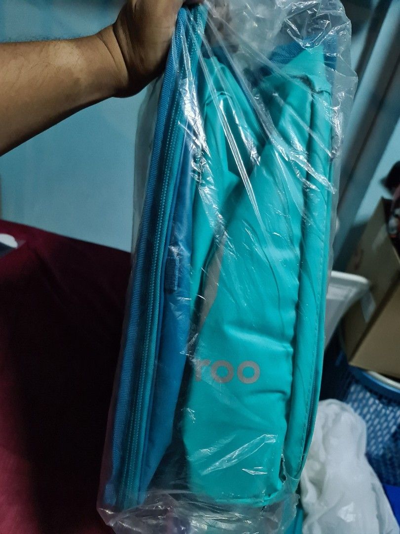 Deliveroo thermal bag, Motorcycles, Motorcycle Accessories on Carousell