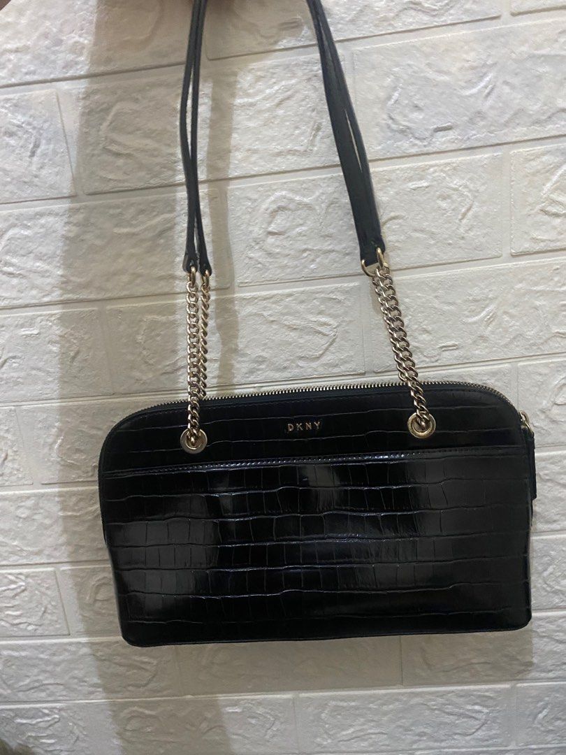 Dkny bryant park shoulder bag on sale