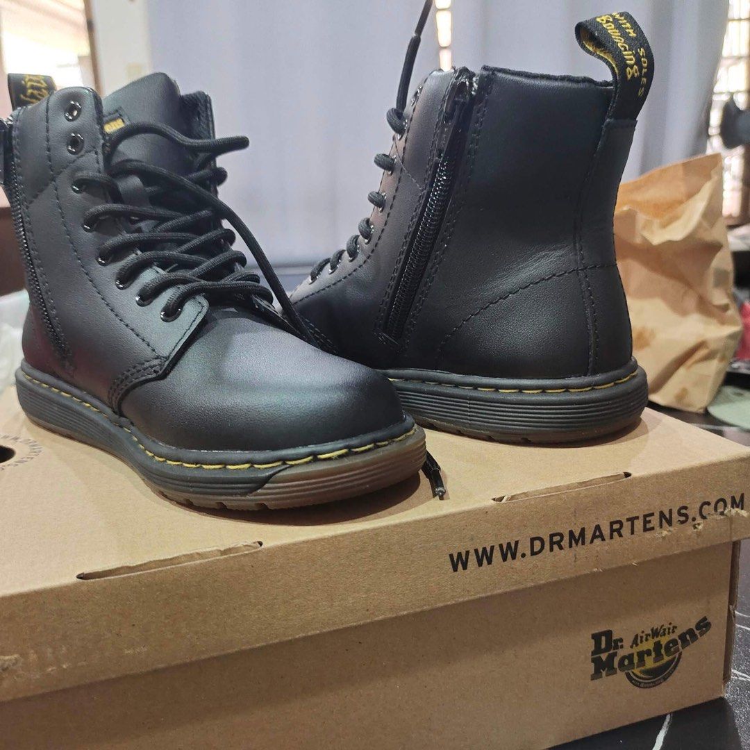 Dr discount martens makati