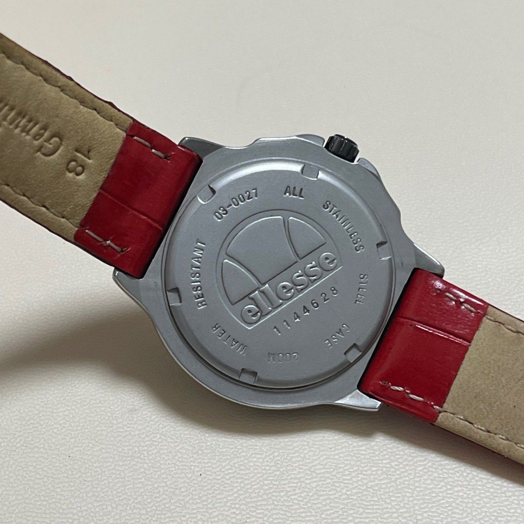 Ellesse 200m water resistant outlet