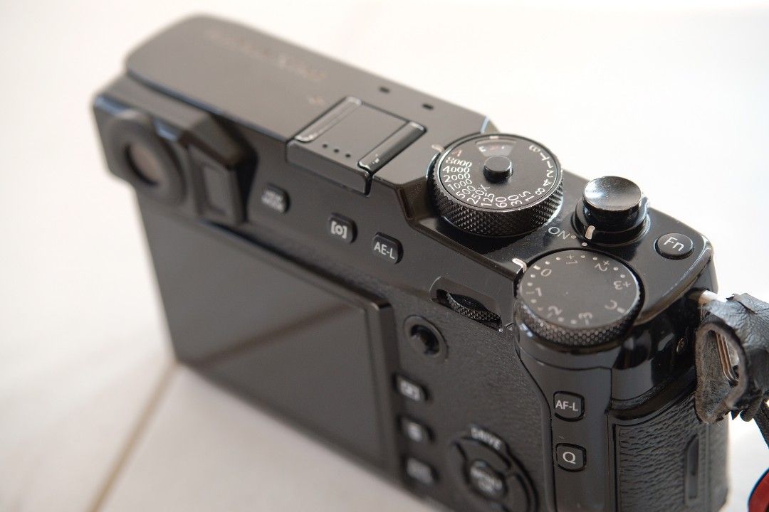 Fujifilm xpro2 mirrorless rangefinder camera, Photography, Cameras on