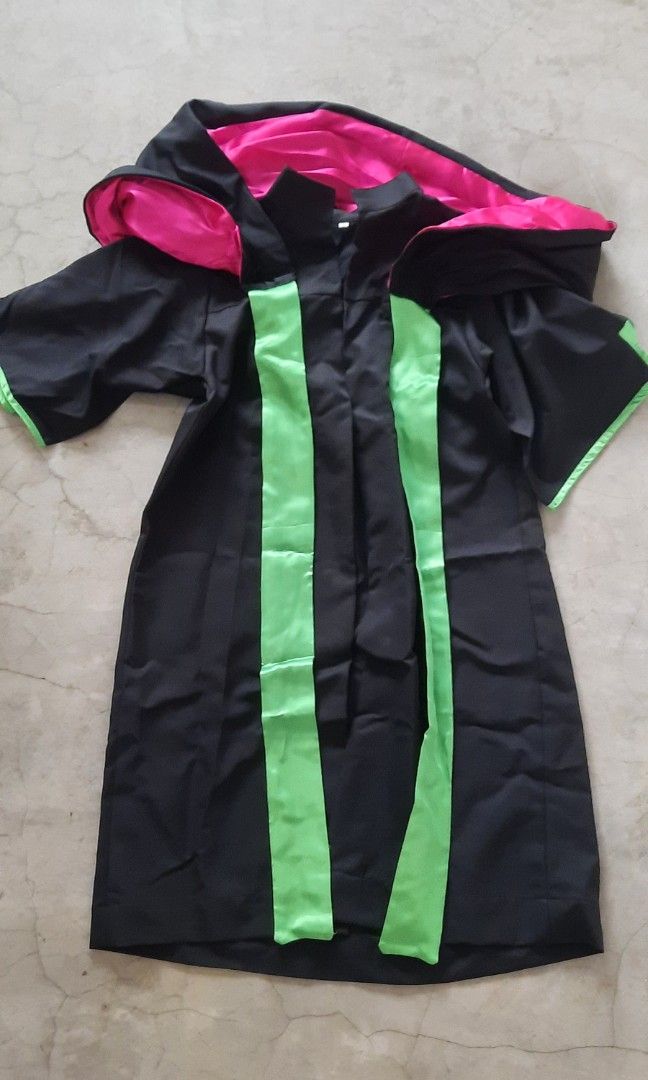 Graduation Gown (RP), Luxury, Accessories on Carousell