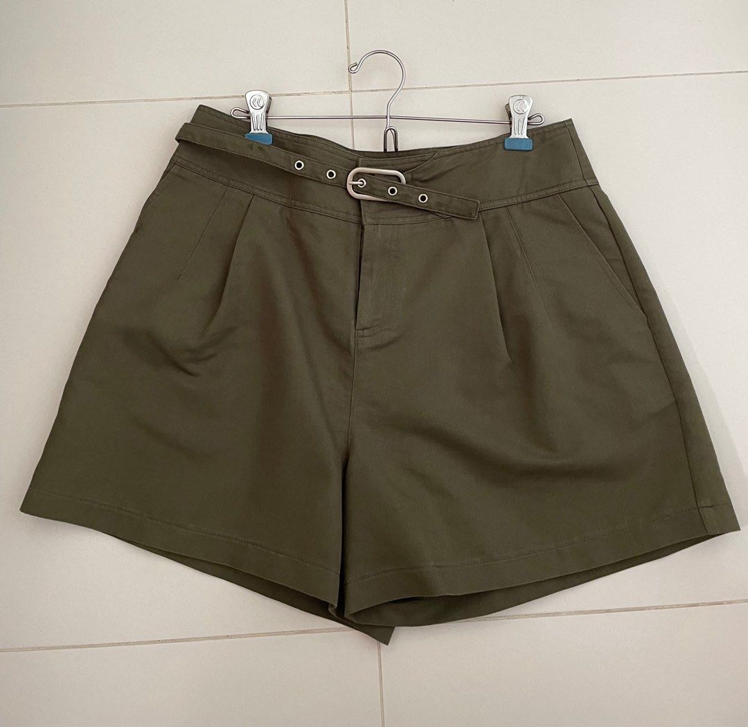 Navy Green Belted Shorts, Women's Fashion, Bottoms, Shorts on Carousell