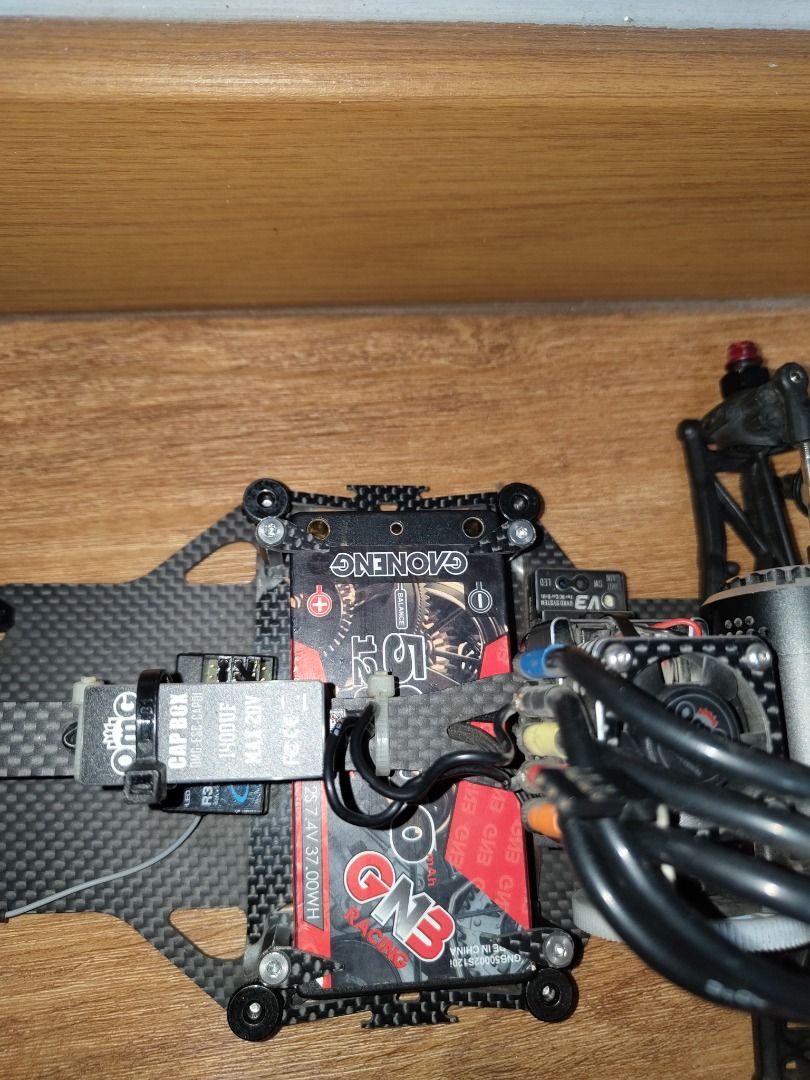 GT Workz YD2 Carbon Fiber Battery Holder, Hobbies & Toys, Toys & Games