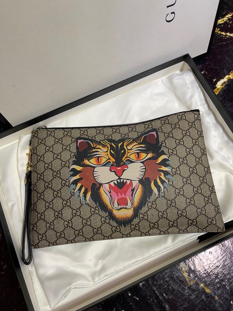 Gucci angry cheap cat clutch