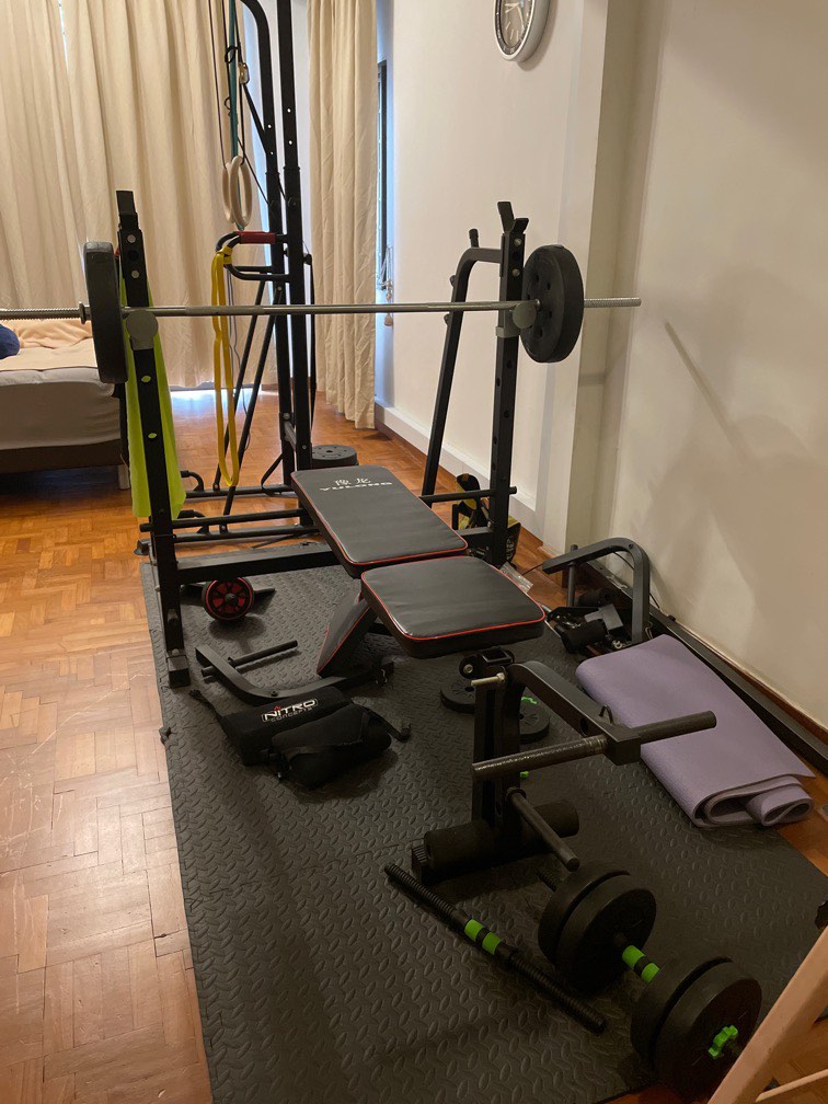Gym Equipment, Sports Equipment, Exercise & Fitness, Weights