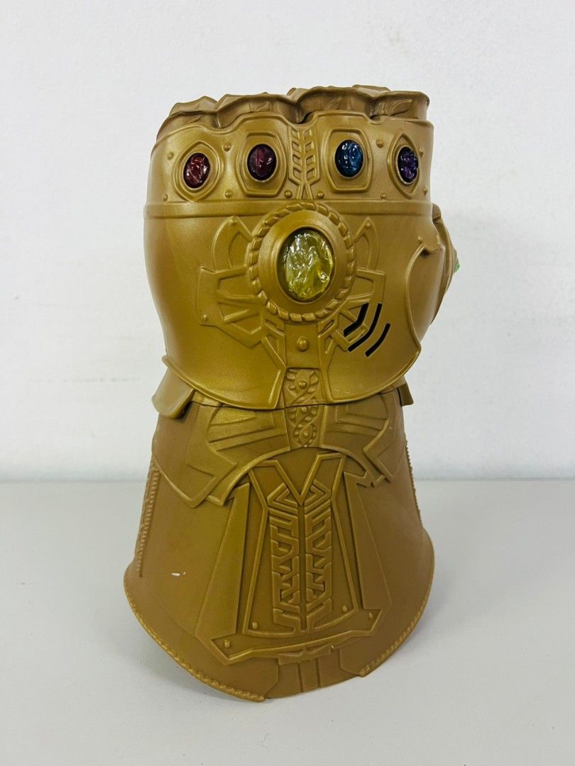 Avengers infinity 2024 gauntlet electronic fist