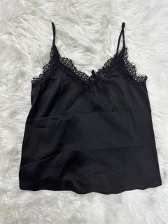 H&m sil lace top