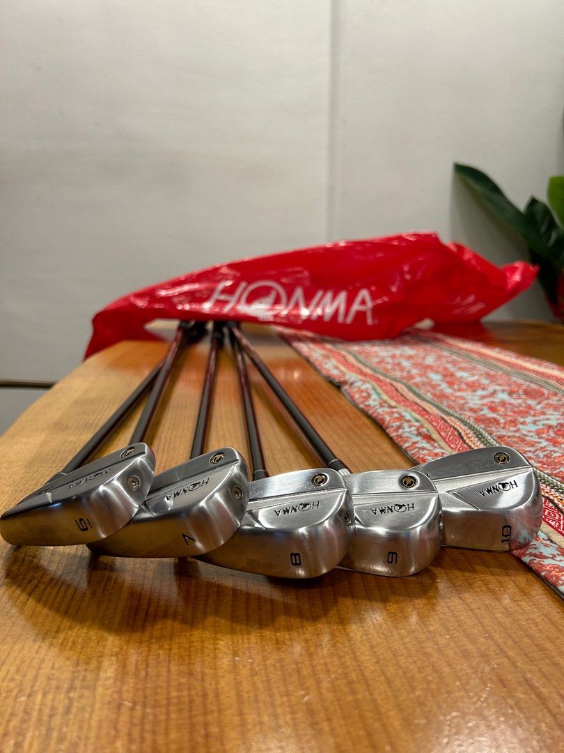 Honma TR21x Irons, Sports Equipment, Sports & Games, Golf on Carousell