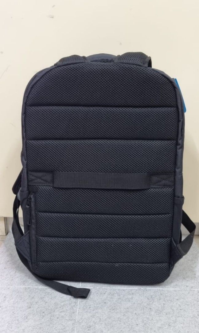 HP Renew Business 17.3 inch laptop backpack, Men's Fashion, Bags