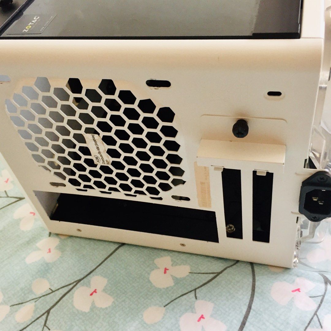 InWin A1 Chassis with 600w PSU, Computers & Tech, Parts & Accessories ...