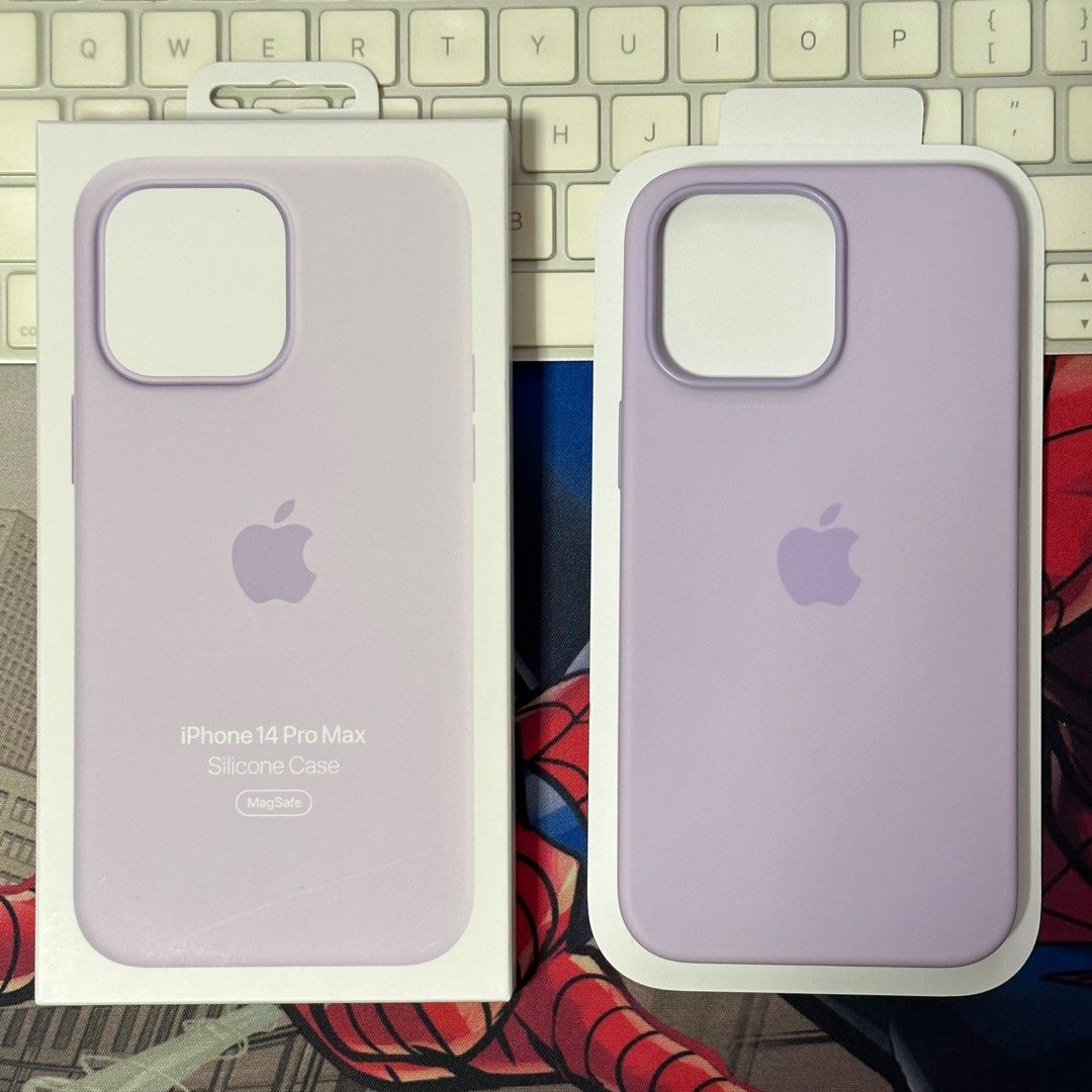 iPhone 14 Pro Max Silicone Case with MagSafe - Lilac