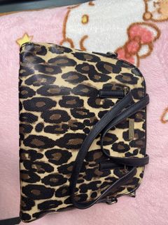 (Category: ) located in . Submitted by miffylovesimon (Listing ID 1226894058, Image 1). Description: .