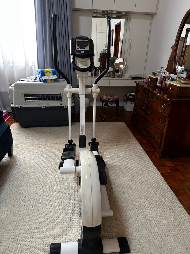 Kettler Elliptical trainer, Sports Equipment, Exercise & Fitness