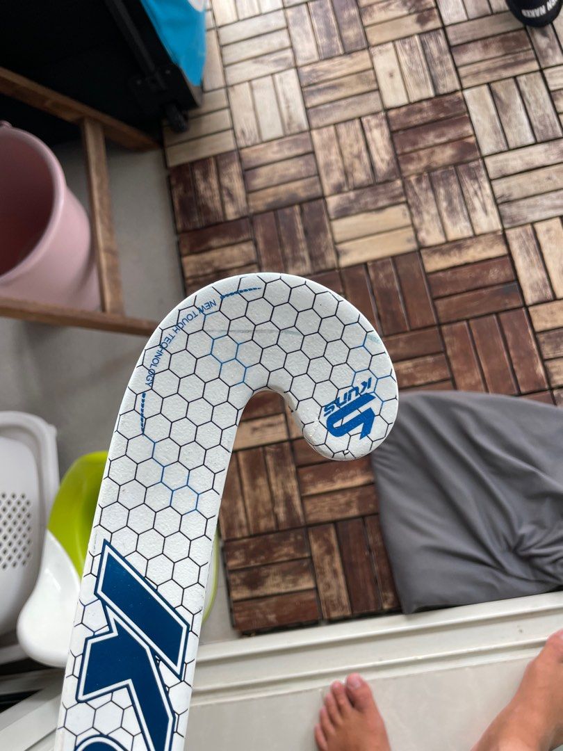 Kuns hockey stick, Sports Equipment, Sports & Games, Racket & Ball Sports on Carousell