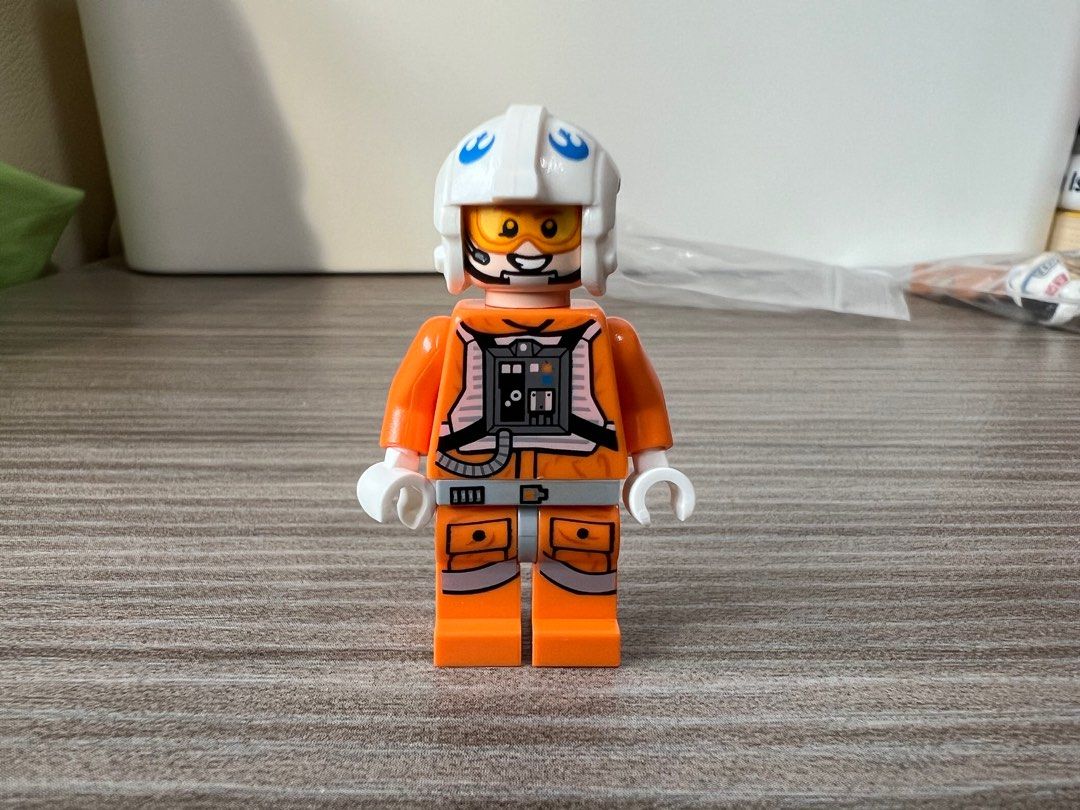 LEGO Star Wars Rebel pilot Zin Evalon Hobbies Toys Toys