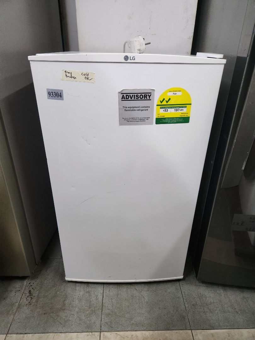 LG Mini Fridge GL131SQW 90L, TV & Home Appliances, Kitchen Appliances