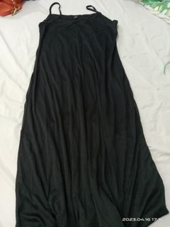 Long black dress