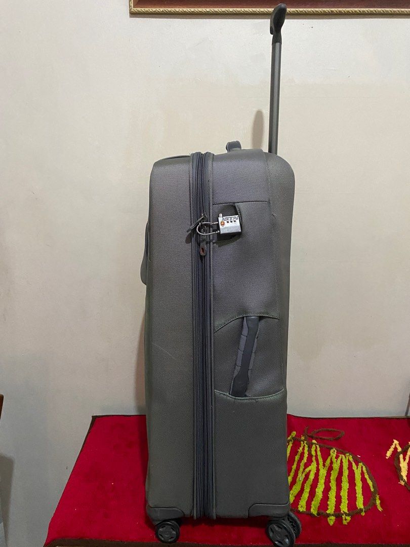 Luggage (Samsonite) brand from Japan with combination code and
