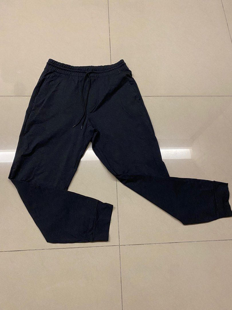 M] Uniqlo Ultra Stretch DRY-EX Jogger Pants - Dark blue, Men's Fashion,  Bottoms, Joggers on Carousell