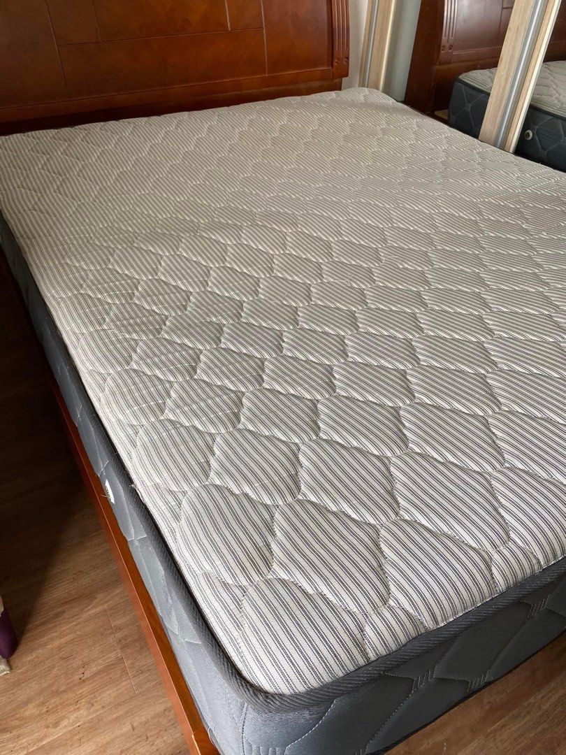 Mandaue Foam Spring Queen Size, Furniture & Home Living, Furniture, Bed