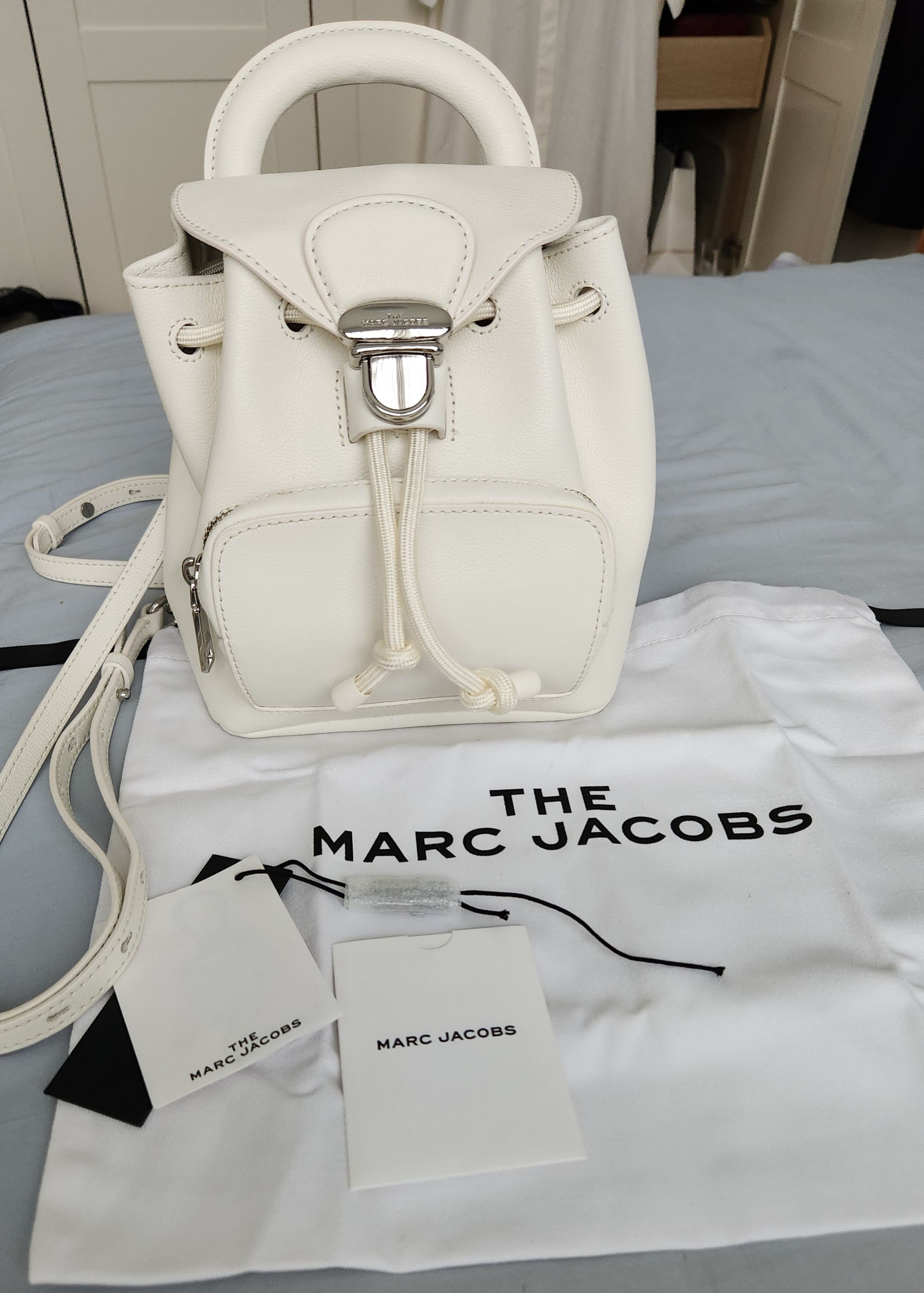 MARC JACOBS Small White Backpack worn 1 2 times height 21.5cm length 18cm width 10cm