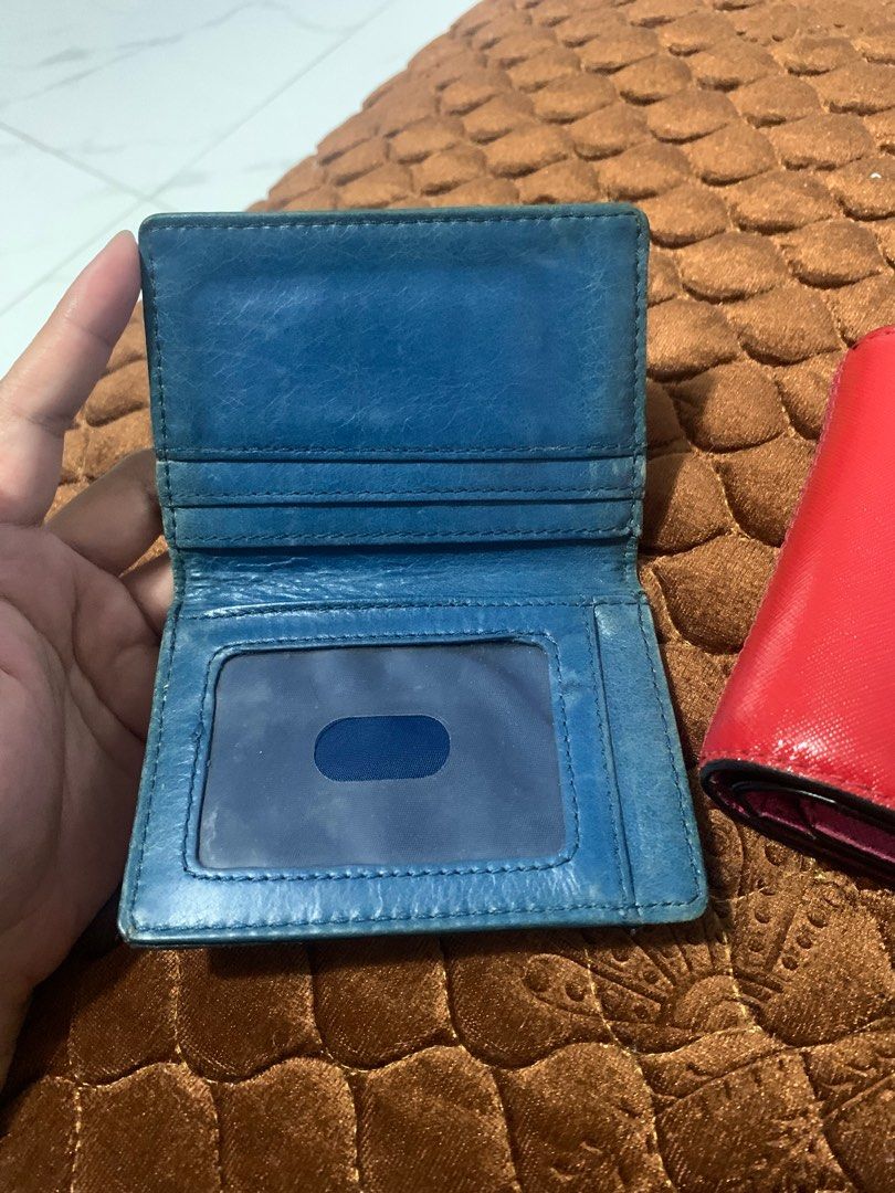 Marc Jacobs snapshot small wallet and Tory Burch cardcase (Category: Luxury Bags & Wallets) located in Quezon City. Submitted by maefurio (Listing ID 1226879390, Image 3). Description: ❣️ 100% authentic money back if proven fake ❣️ Mj Sold Tory burch available .