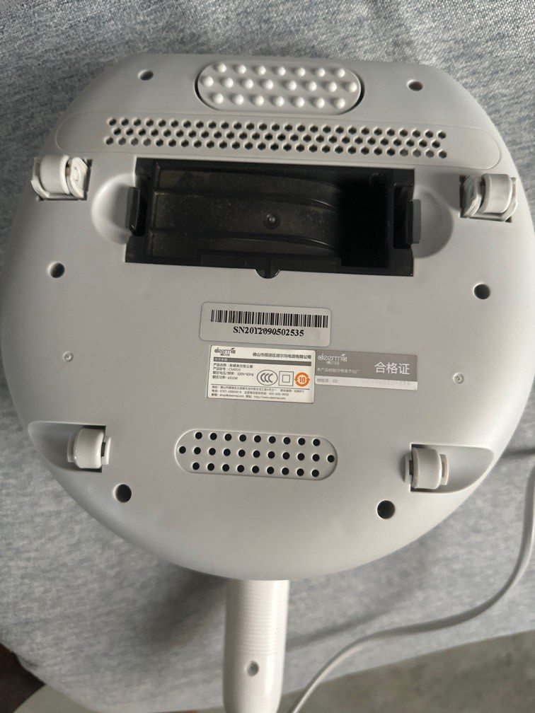 [Negotiable] Deerma Portable Vacuum/ Bed Dust Cleaner, TV & Home