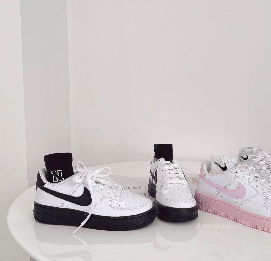 Nike Air Force 1 White Black Sole