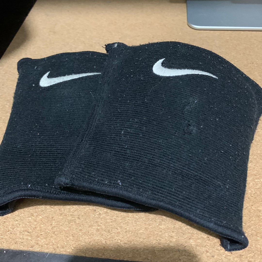 nike hyperstrong knee pads