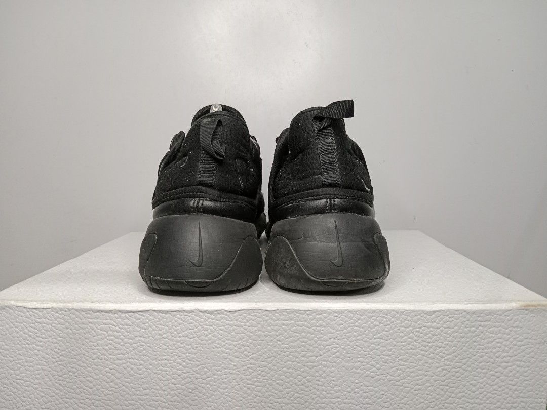 zoom 2k triple black