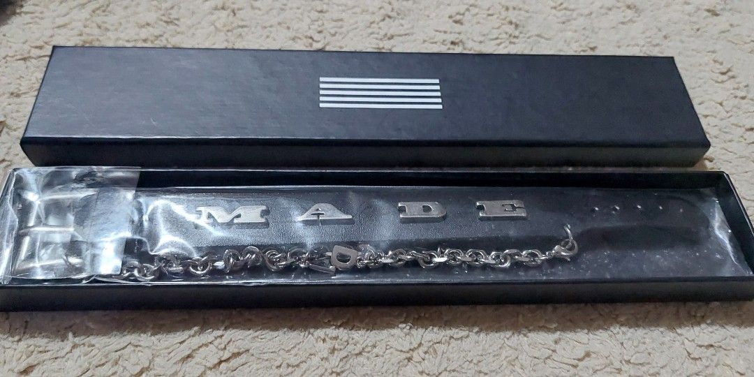 Official Bigbang Leather Strap MADE Bracelet (Category: Bracelets) located in Caloocan City. Submitted by tess0220 (Listing ID 1226993218, Image 2). Description: Negotiable Official Merch RRP: 115 USD ~7k + (Ebay Price).