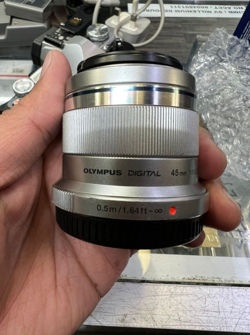 Olympus Mirrorless, Photography, Cameras on Carousell