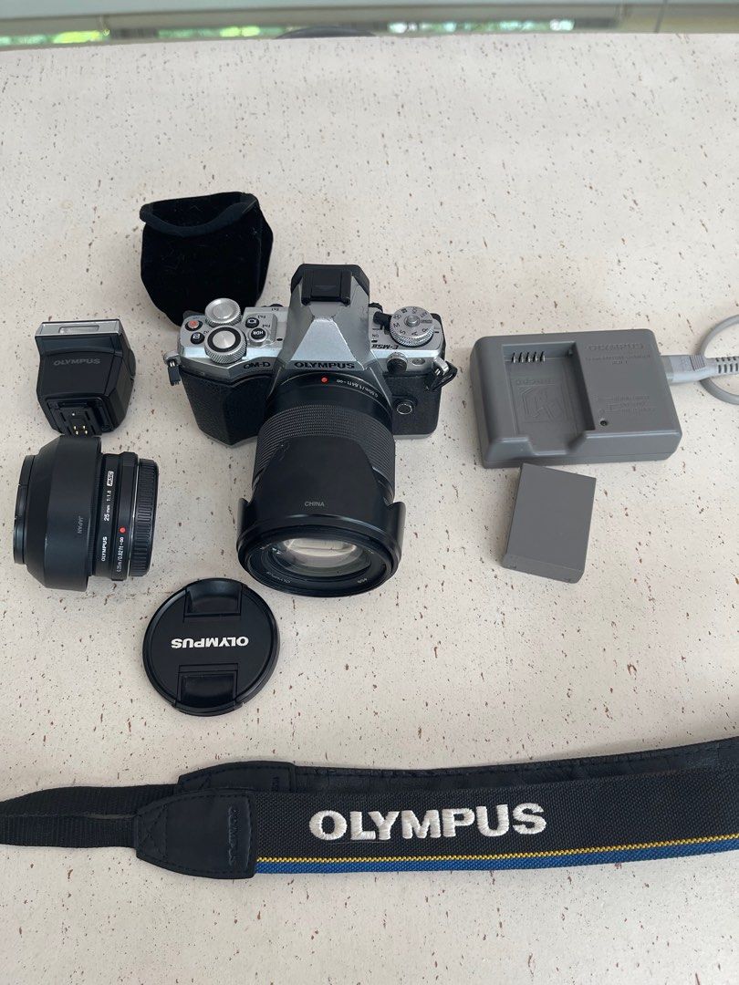 Olympus OMD em5 II + 25mm f1.8 prime lens, Photography, Cameras on Carousell